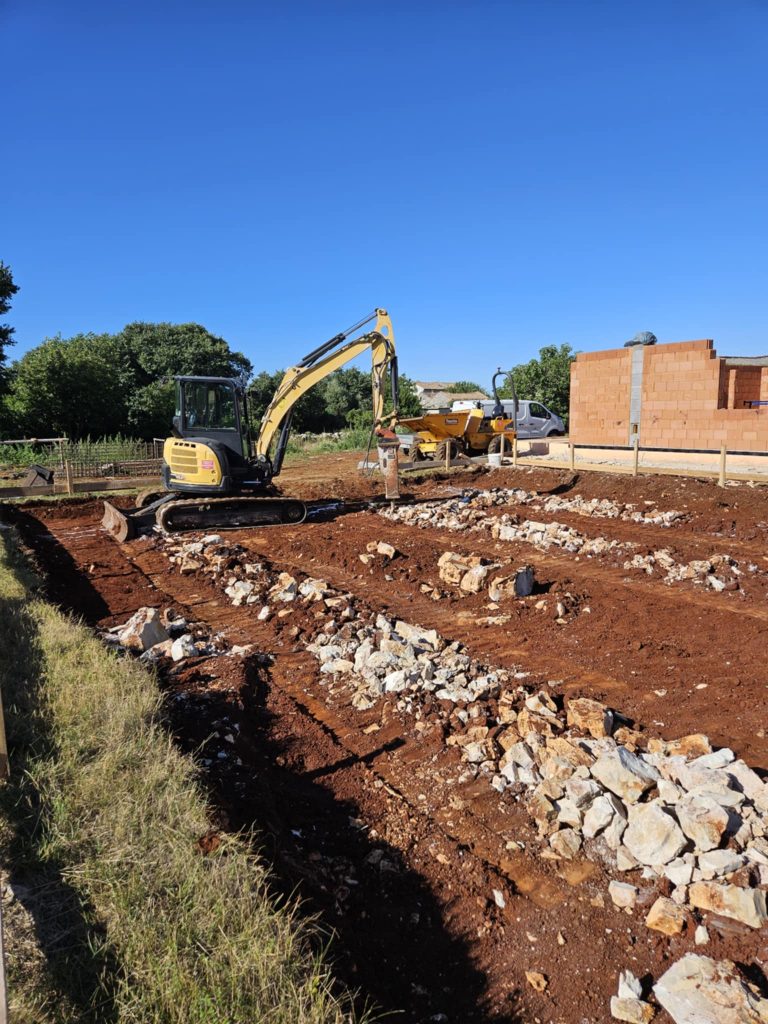 Iskop trakastih temelja (3)